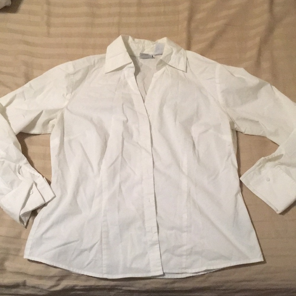 White dress shirt